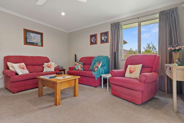 Photo of property in 93 Arabian Drive, Papamoa Beach, Papamoa, 3118