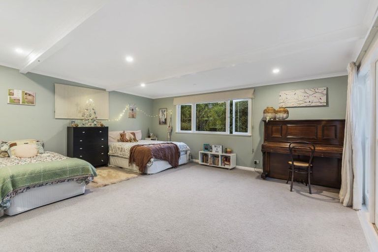 Photo of property in 6 Widdison Place, Whangamata, 3691