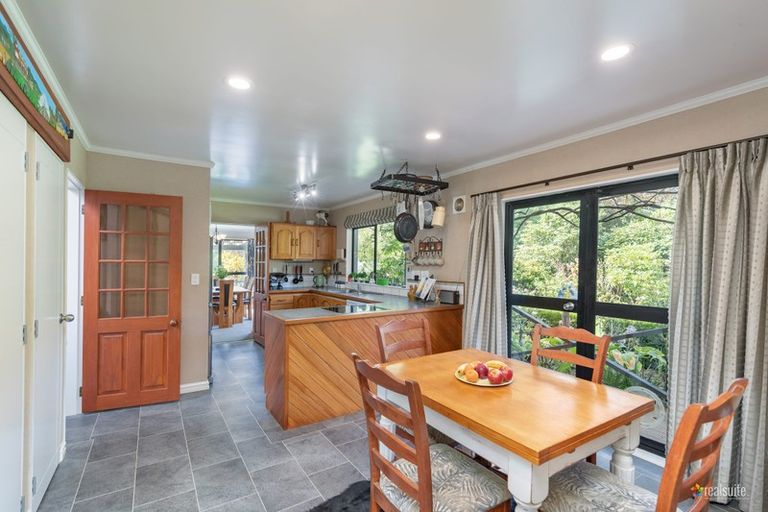 Photo of property in 224 Katherine Mansfield Drive, Whitemans Valley, Upper Hutt, 5371