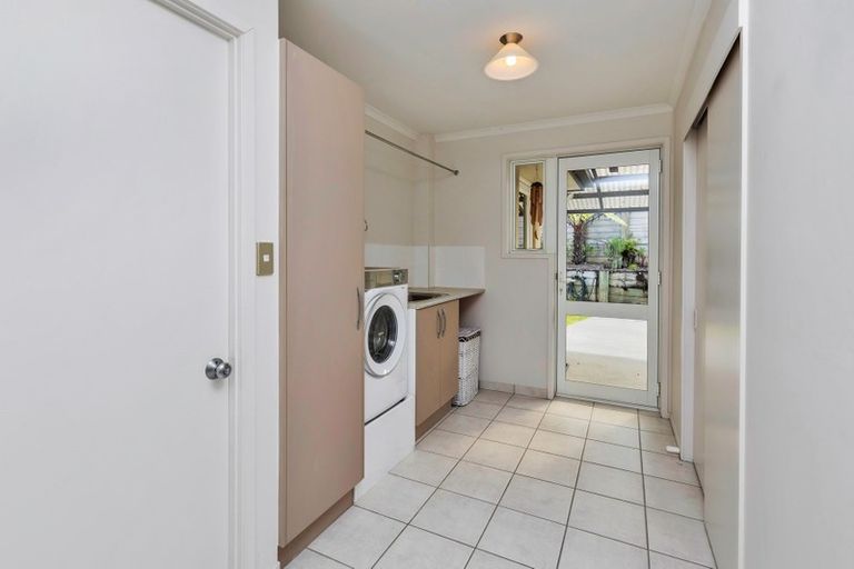 Photo of property in 14 Kensington Heights Rise, Kensington, Whangarei, 0112