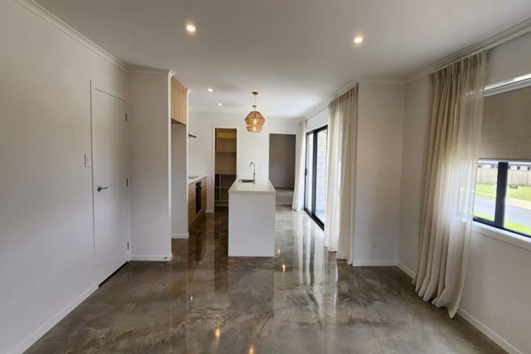 Photo of property in 11 Harrison Drive, Tikipunga, Whangarei, 0112