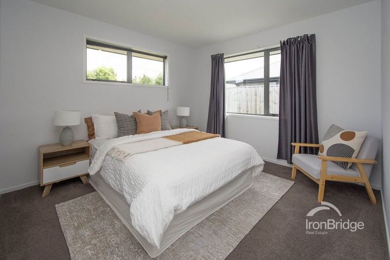 Photo of property in 26 Broadway Parade, Rolleston, 7615