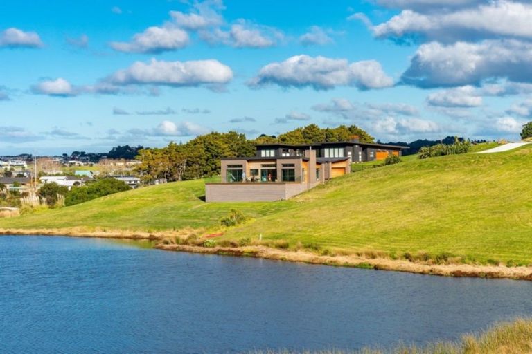 Photo of property in 65 Lakeview Lane, Mangawhai, 0573