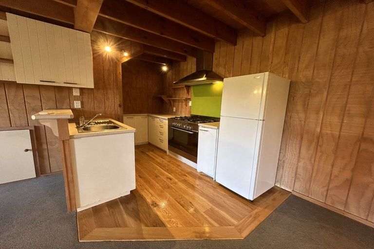 Photo of property in 30a Mackinnon Terrace, Sunshine Bay, Queenstown, 9300