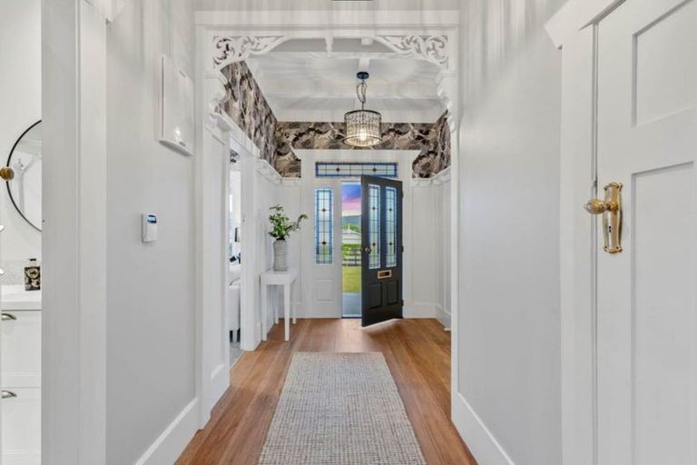 Photo of property in 40 Albert Street, Riverhead, 0820