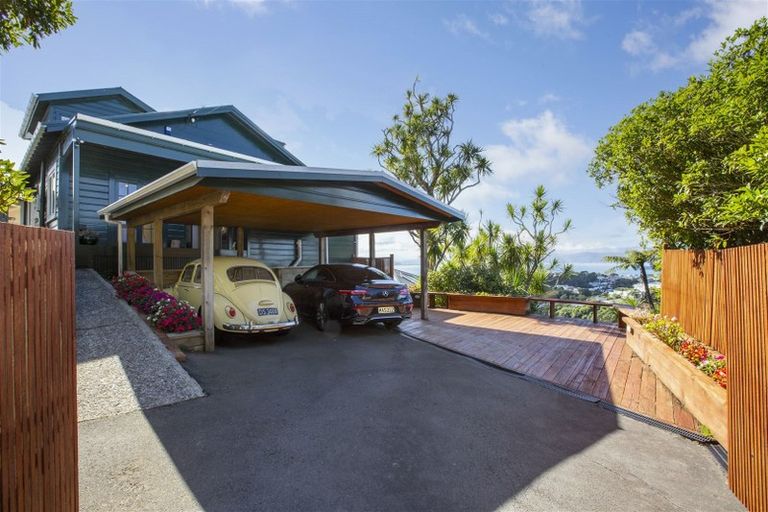 Photo of property in 12 Thorby Street, Northland, Wellington, 6012