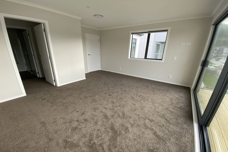 Photo of property in 23 Koreke Close, Kenepuru, Porirua, 5022