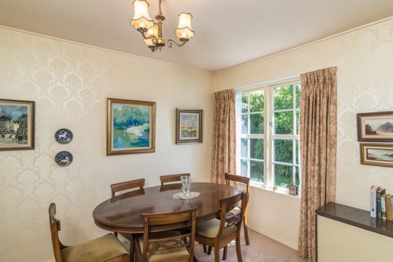 Photo of property in 6 Lethenty Way, Karori, Wellington, 6012