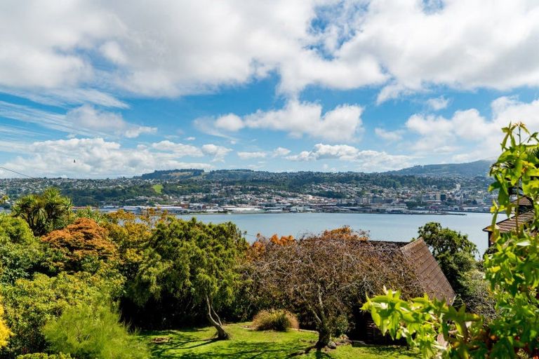 Photo of property in 50 Glendevon Place, Vauxhall, Dunedin, 9013