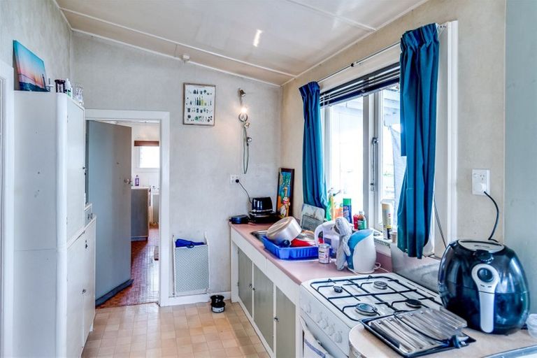 Photo of property in 202 Grays Road, Saint Leonards, Hastings, 4120