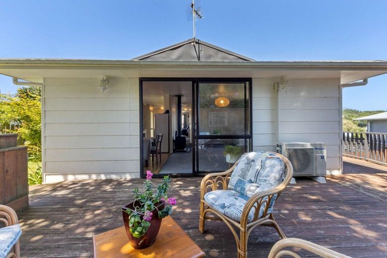 Photo of property in 13 Tahurangi Place, Spotswood, New Plymouth, 4310