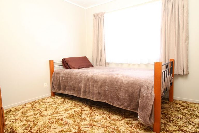 Photo of property in 97 Vodanovich Road, Te Atatu South, Auckland, 0610