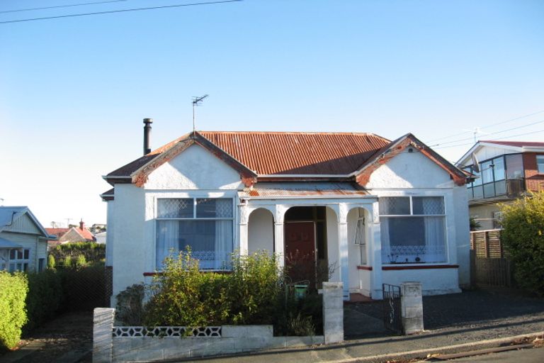 Photo of property in 10 Cochrane Street, Mornington, Dunedin, 9011