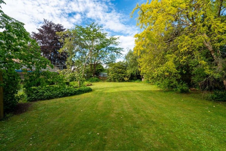 Photo of property in 86 Kuratawhiti Street, Greytown, 5712