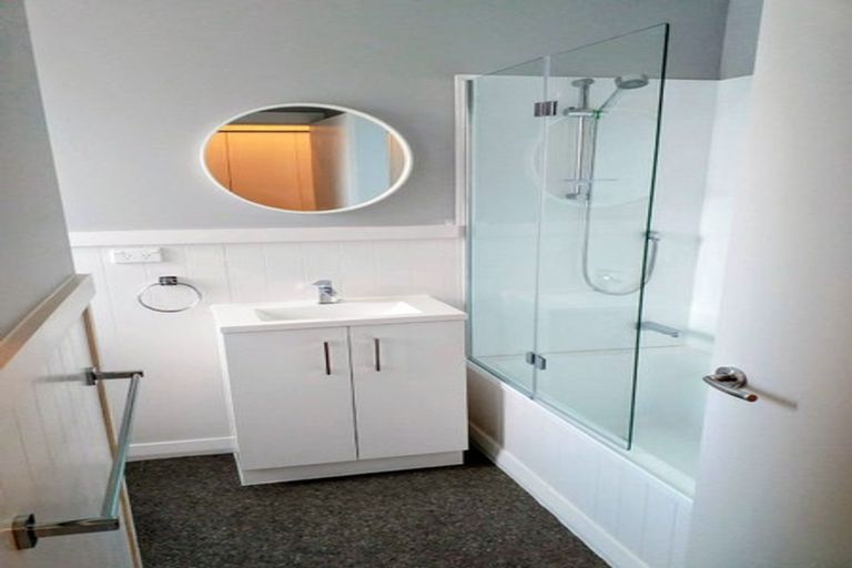 Photo of property in 16 Gaine Street, New Plymouth, 4310