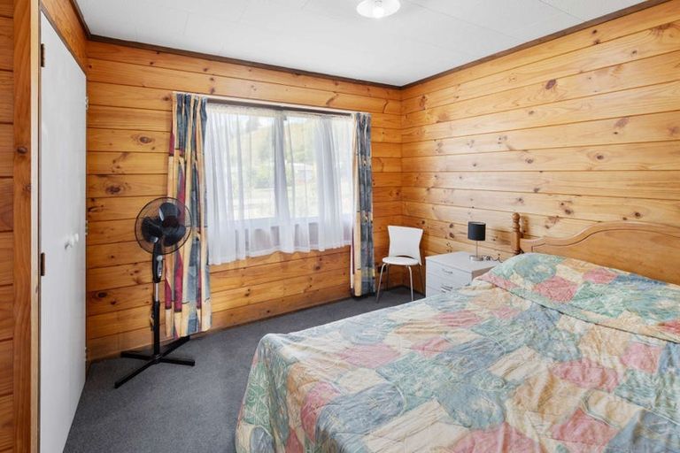 Photo of property in 9 Wilson Road, Hunterville, 4730