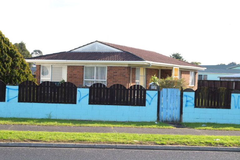 Photo of property in 12 Chelburn Crescent, Mangere East, Auckland, 2024
