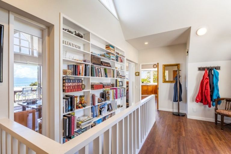 Photo of property in 1 Ruffell Place, Atawhai, Nelson, 7010