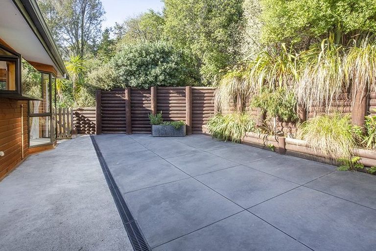 Photo of property in 4a Foxfield Lane, Westmorland, Christchurch, 8025