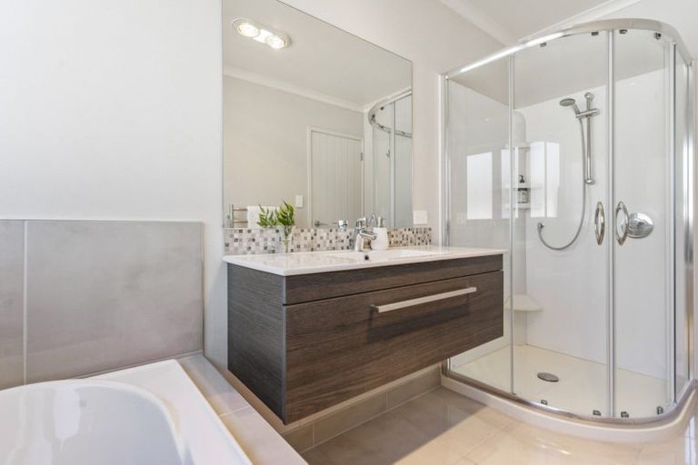 Photo of property in 38a Gibraltar Street, Howick, Auckland, 2014