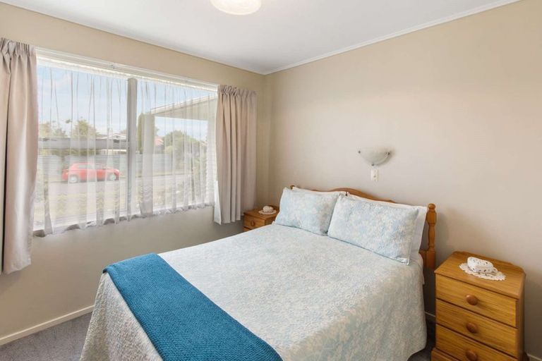 Photo of property in 45 Sutherland Crescent, Westbrook, Palmerston North, 4412