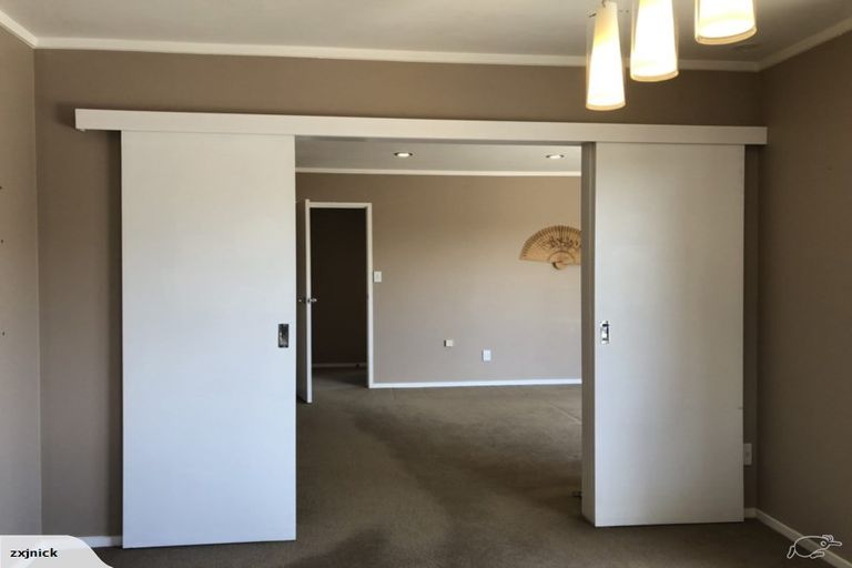 Photo of property in 1/32 Eastridge Court, Northpark, Auckland, 2013