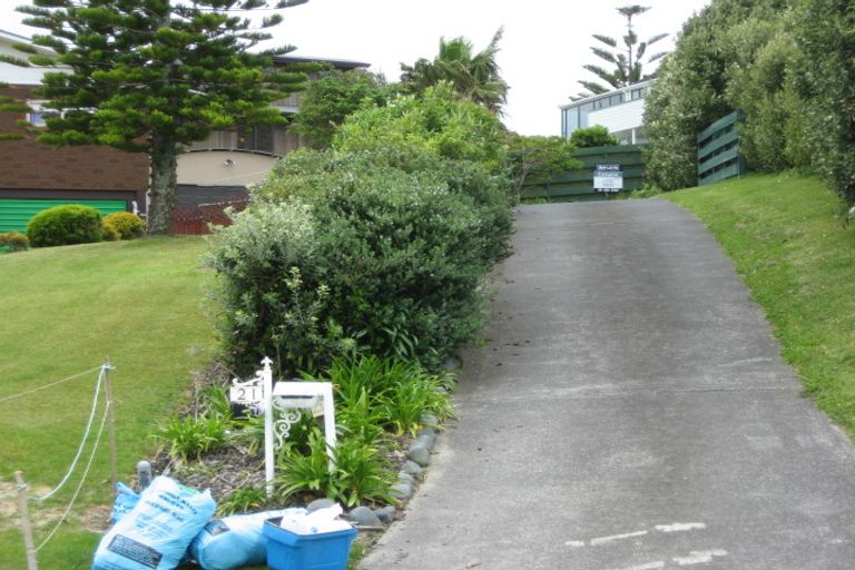 Photo of property in 21b Siesta Terrace, Gulf Harbour, Whangaparaoa, 0930