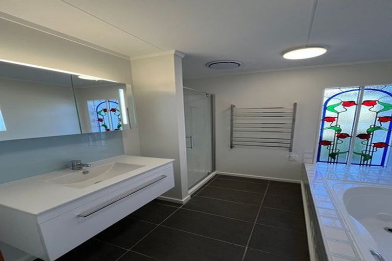 Photo of property in 367a Karori Road, Karori, Wellington, 6012