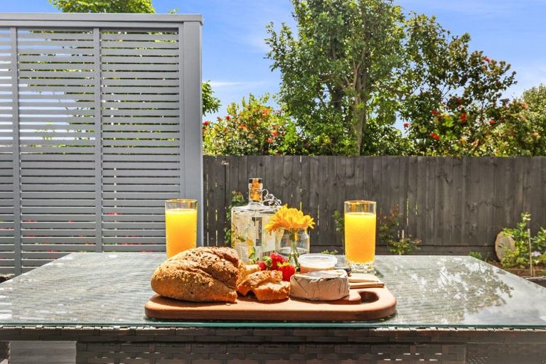 Photo of property in 16 Kedge Drive, Mangawhai, 0505