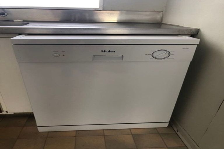 Photo of property in 4/31 Mana Avenue, Titahi Bay, Porirua, 5022