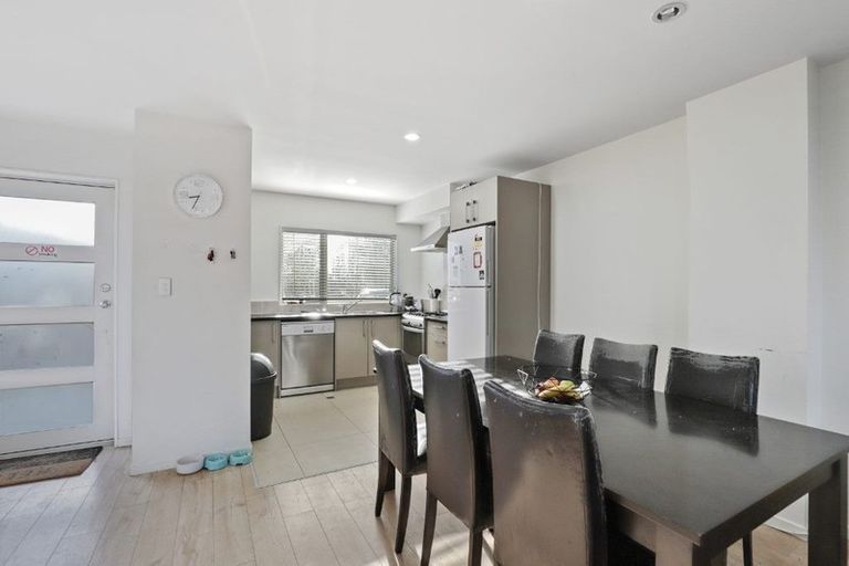 Photo of property in 1/4 Littler Place, Hamilton East, Hamilton, 3216