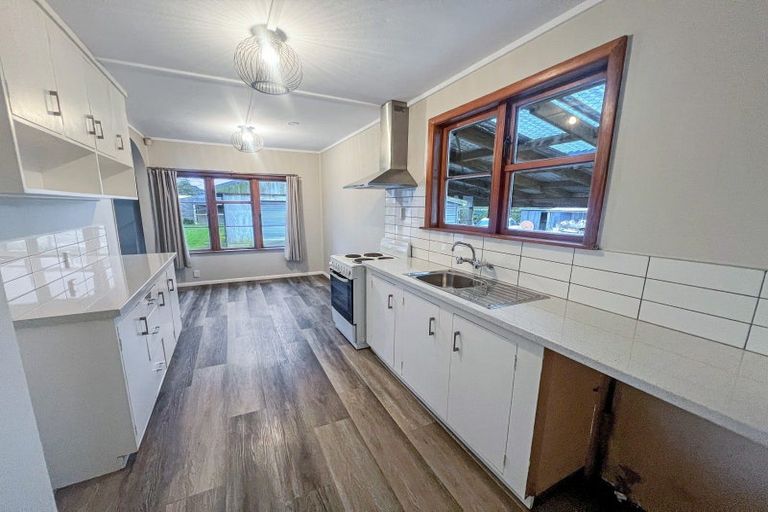 Photo of property in 10 Victor Street, Dannevirke, 4930