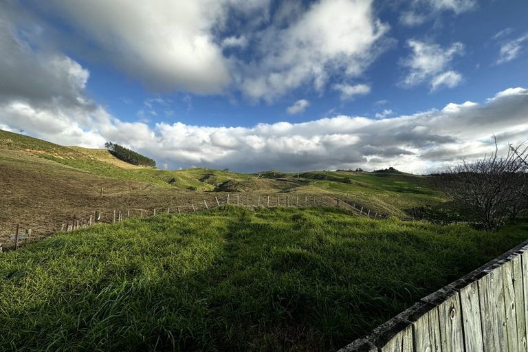 Photo of property in 242 Ballintoy Park Drive, Welcome Bay, Tauranga, 3175