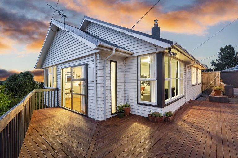 Photo of property in 25 Hanlon Street, Halfway Bush, Dunedin, 9010