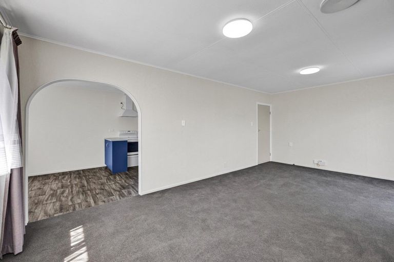 Photo of property in 133 Broadway, Waitara, 4320