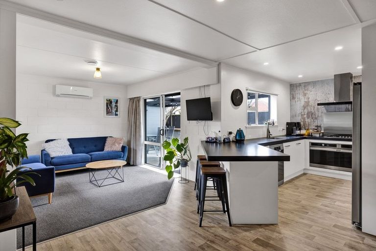 Photo of property in 4 Douglas Street, Hawera, 4610