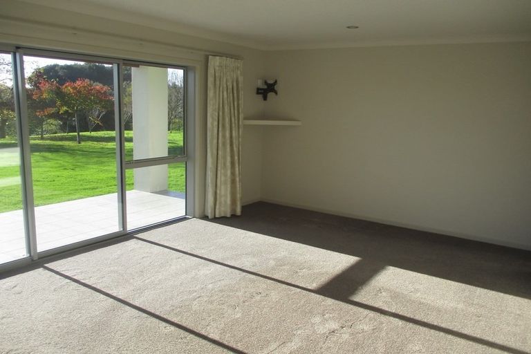 Photo of property in 63 Manakau Heights Drive, Manakau, Otaki, 5583