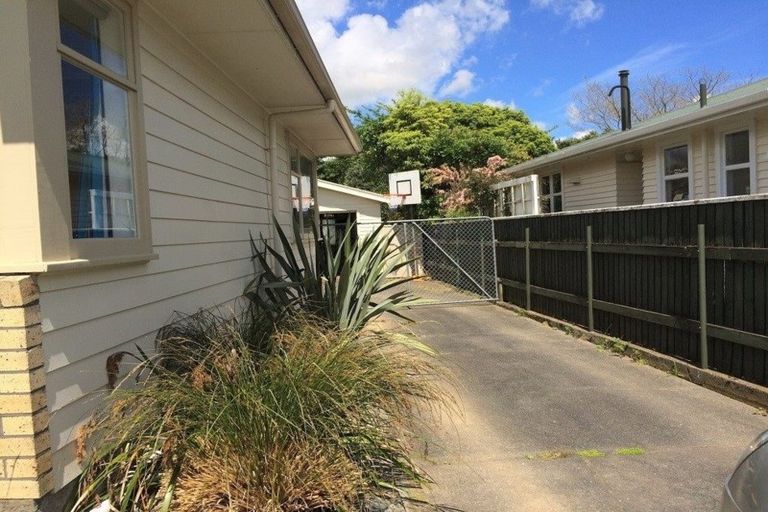 Photo of property in 18 Parsons Avenue, Levin, 5510