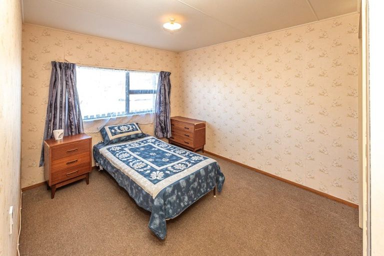 Photo of property in 3 Titoki Street, Castlecliff, Whanganui, 4501