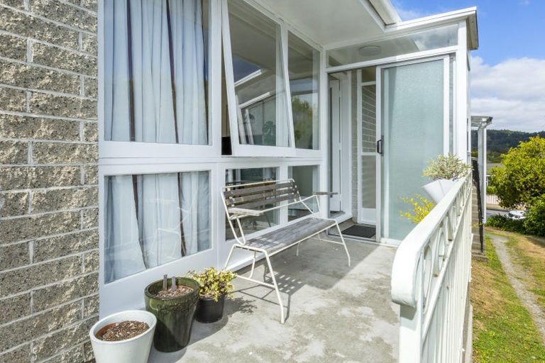 Photo of property in 20b Kiwi Street, Heretaunga, Upper Hutt, 5018