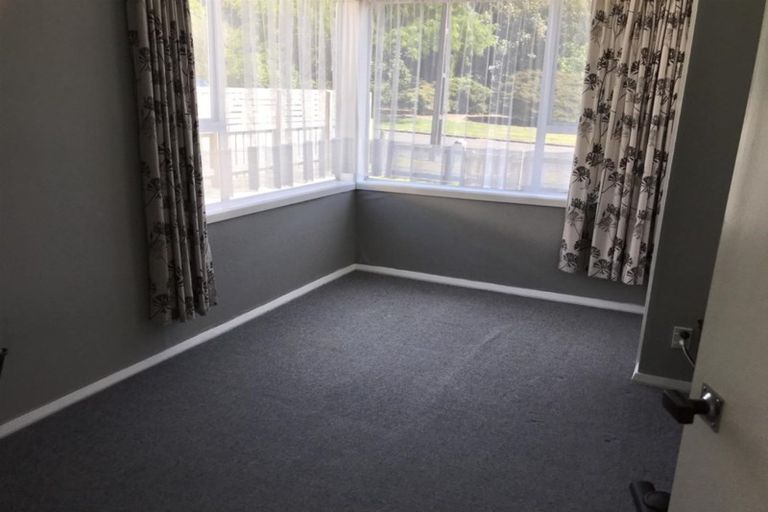 Photo of property in 9 Page Street, Stratford, 4332