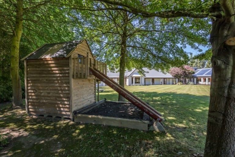 Photo of property in 421 Pound Road, Yaldhurst, Christchurch, 7676