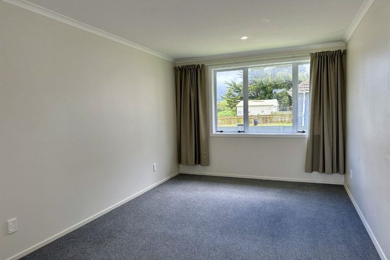 Photo of property in 102 Vogel Street, Woodville, 4920