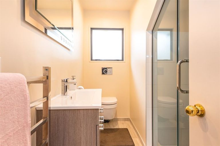 Photo of property in 293a Eastern Terrace, Sydenham, Christchurch, 8023