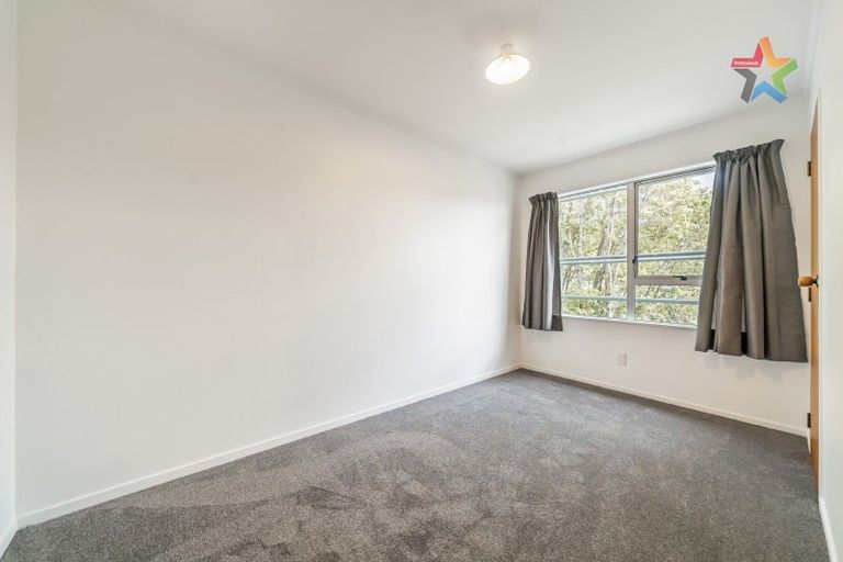 Photo of property in 4c Flock Grove, Fairfield, Lower Hutt, 5011