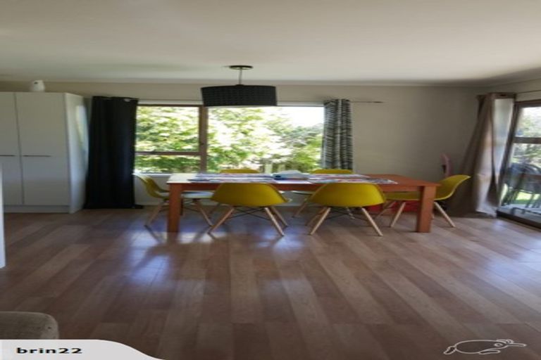 Photo of property in 2/38 Kirrie Avenue, Te Atatu South, Auckland, 0610