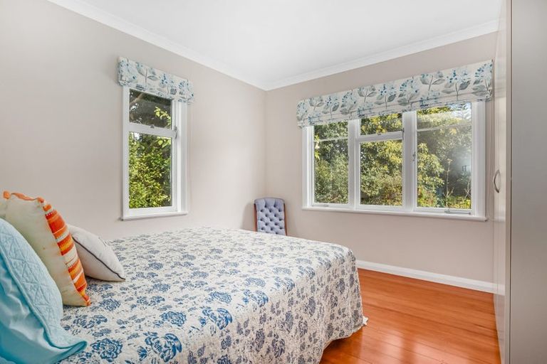 Photo of property in 31-33 Karu Crescent, Waikanae, 5036