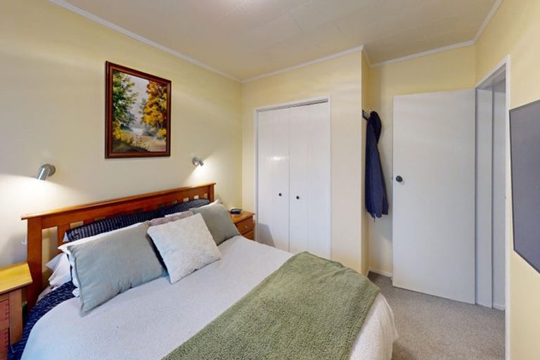 Photo of property in 2/11 Pitt Street, Whanganui, 4500