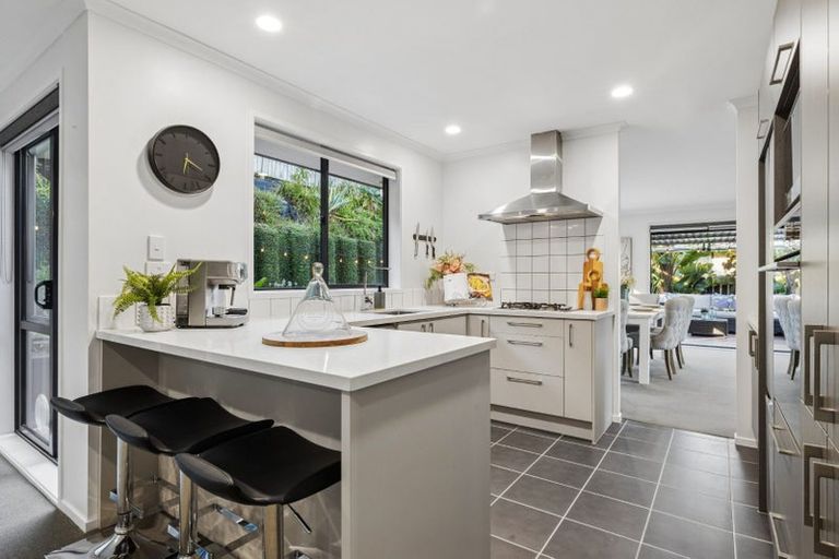 Photo of property in 82 Reynolds Road, Pukekohe, 2120