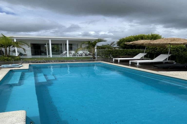 Photo of property in 2 Taimoana Close, Mangawhai Heads, Mangawhai, 0505